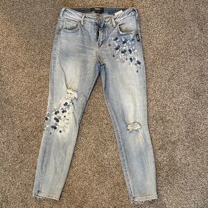 Silver Jeans Light Blue Floral Skinny crop Jeans